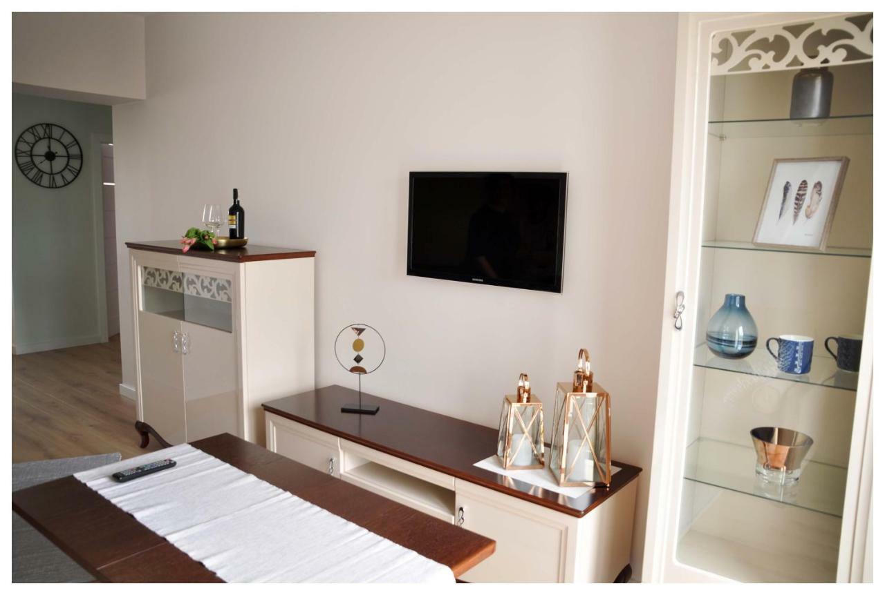 Color 24 Premium Apartment Stalowa Wola Exterior photo